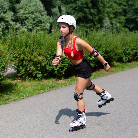 Rolki slalomowe NILS EXTREME NA20001 biały / czarny