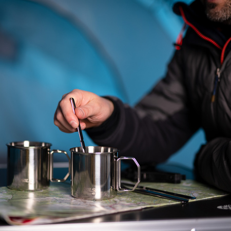 Zestaw czterech kubków ze stali nierdzewnej NILS CAMP NC1762