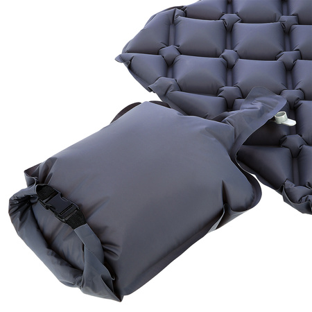 Mata turystyczna NILS CAMP NC4006 szara z pompką