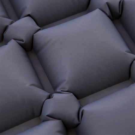 Mata turystyczna NILS CAMP NC4006 szara z pompką