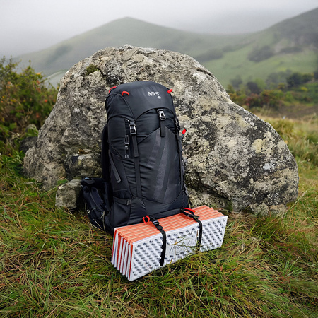 Karimata składana turystyczna NILS CAMP NC17103 195 cm pomarańczowa