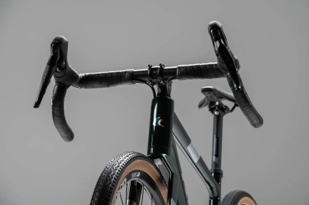 Rower gravel Kross Esker 6.0 ULT.RA 2025 zielony holo